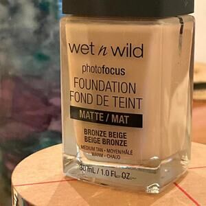 Wet N Wild Photo Focus Matte Foundation